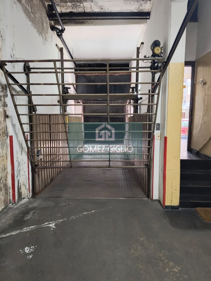 Cochera Fija en Chauvin 