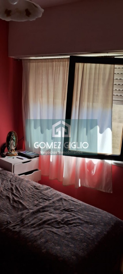 DEPARTAMENTO 4 AMB CON ESPACIO DE COCHERA  BARRIO LAS LILAS