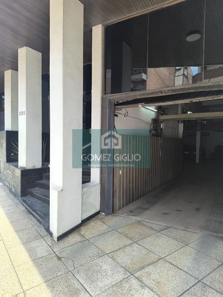 Cochera Fija en Chauvin 