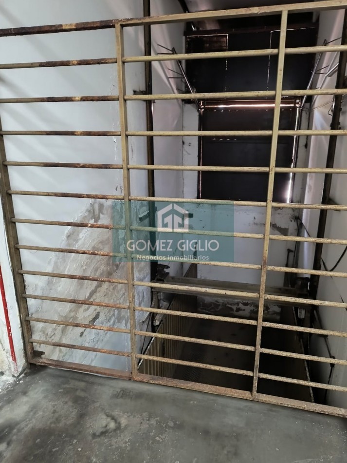 Cochera Fija en Chauvin 